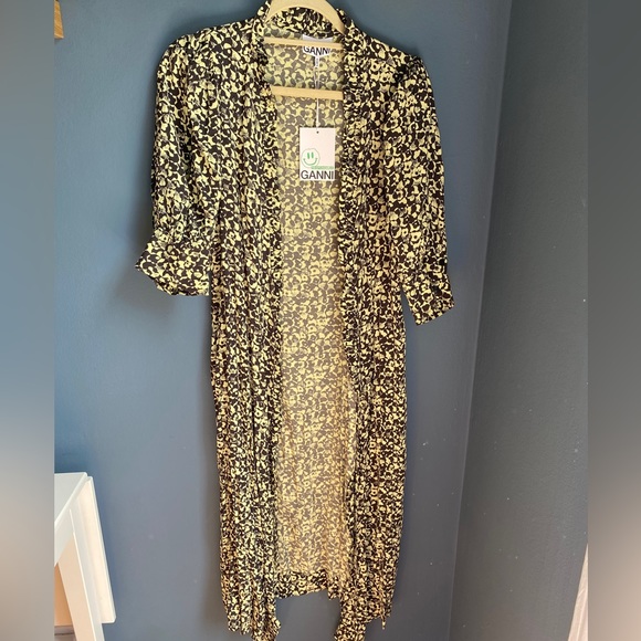 NWT Ganni Floral Printed Crepe Wrap Midi Dress 🖤 - Picture 3 of 8